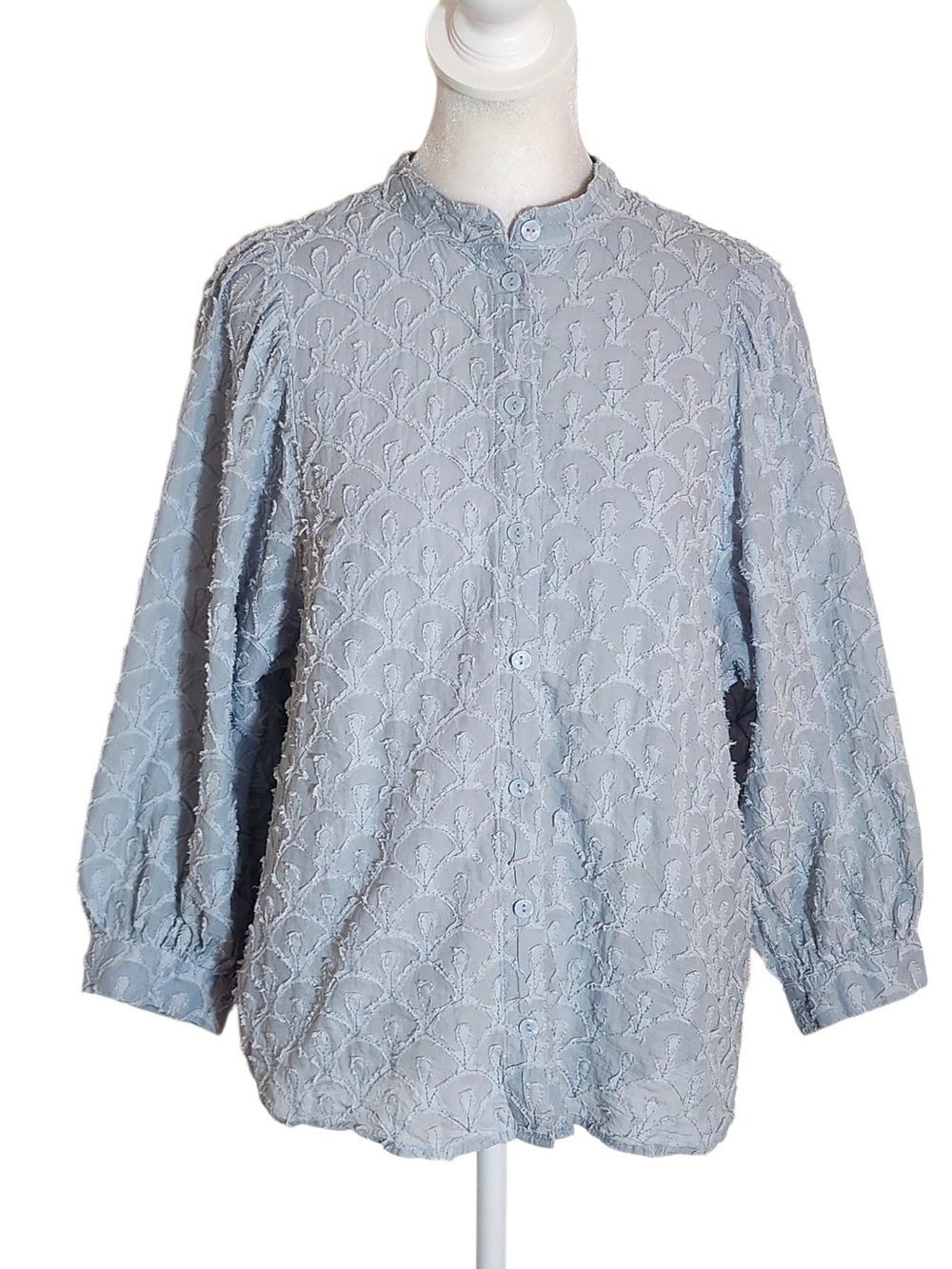 Pilcro Light Blue Textured Button Up Shirt Size Small Flaw